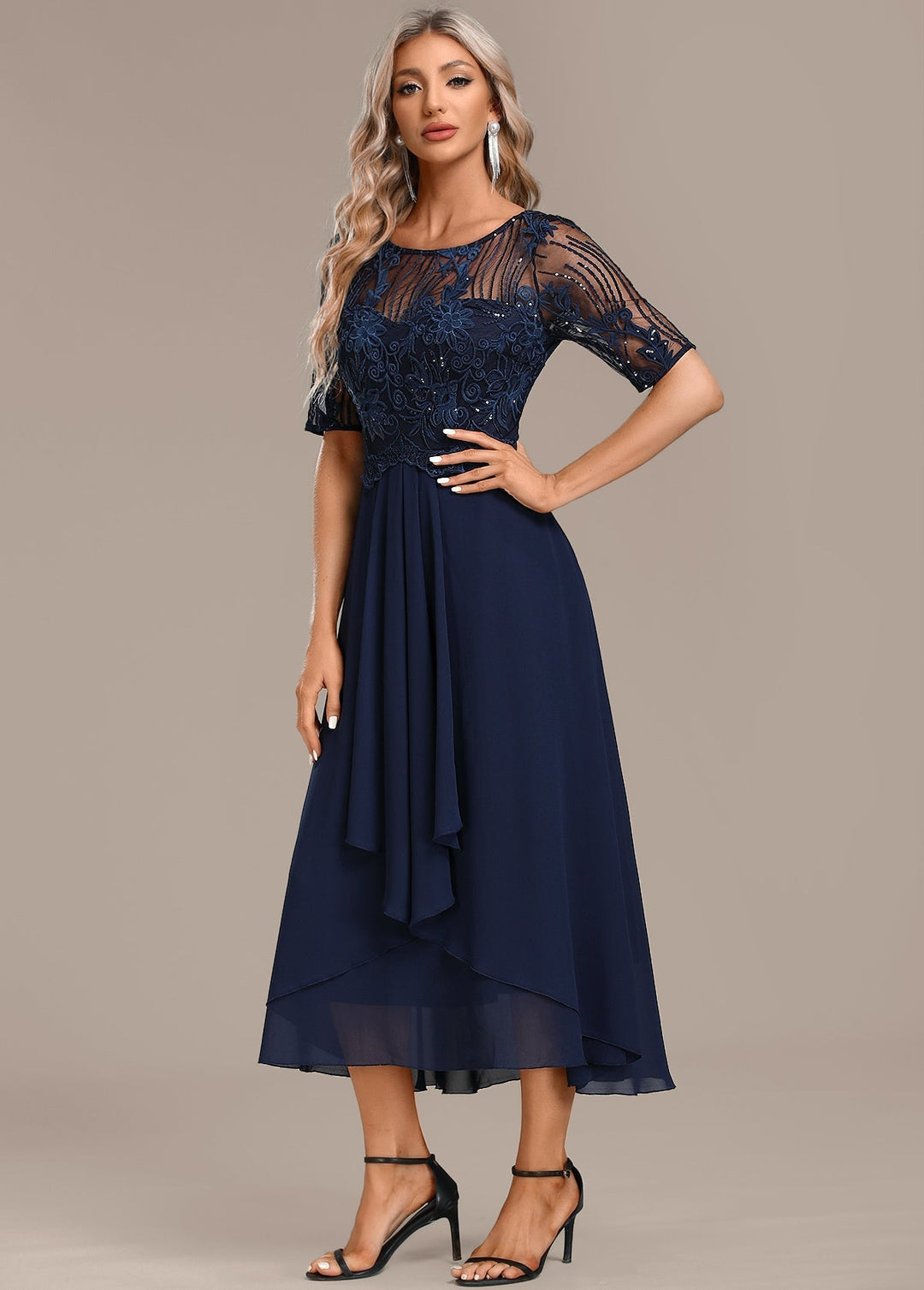 Isabella™ Elegant Lace Midi