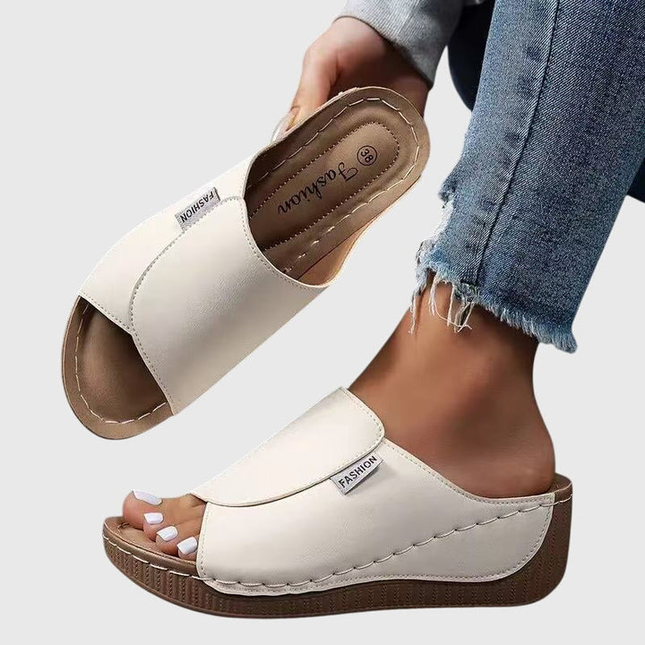 ESTHER | STYLISH ORTHOPEDIC SANDALS