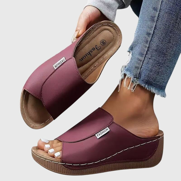 ESTHER | STYLISH ORTHOPEDIC SANDALS