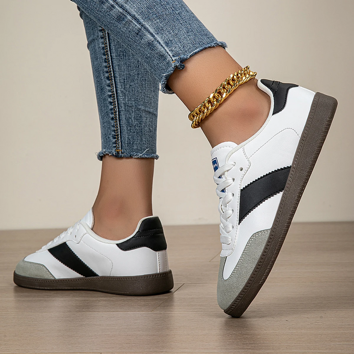 Zora Retro Sneakers