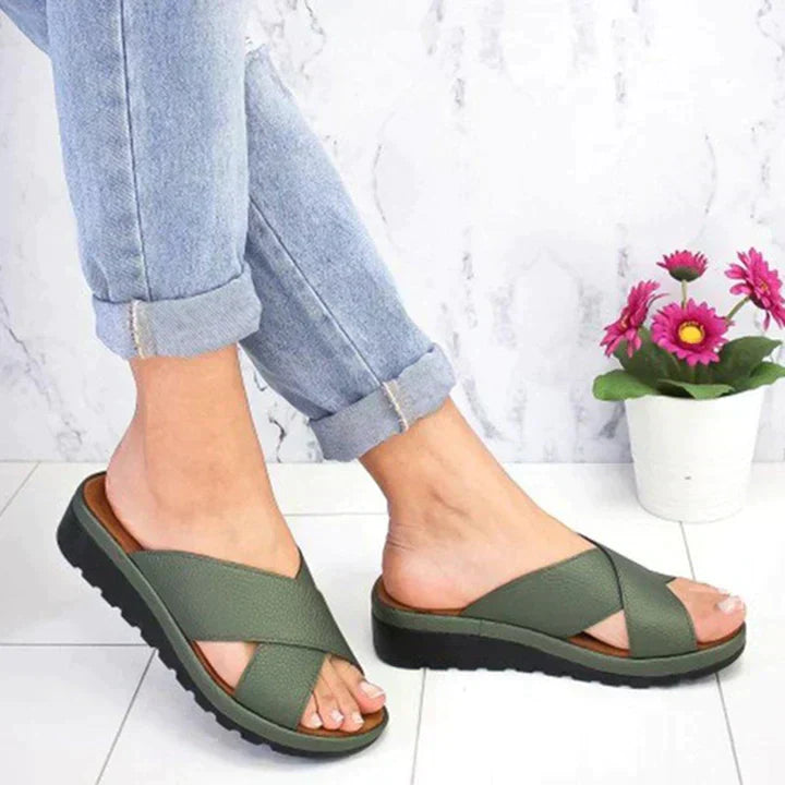 Lydia | Women's Cross Strap Slide Sandals