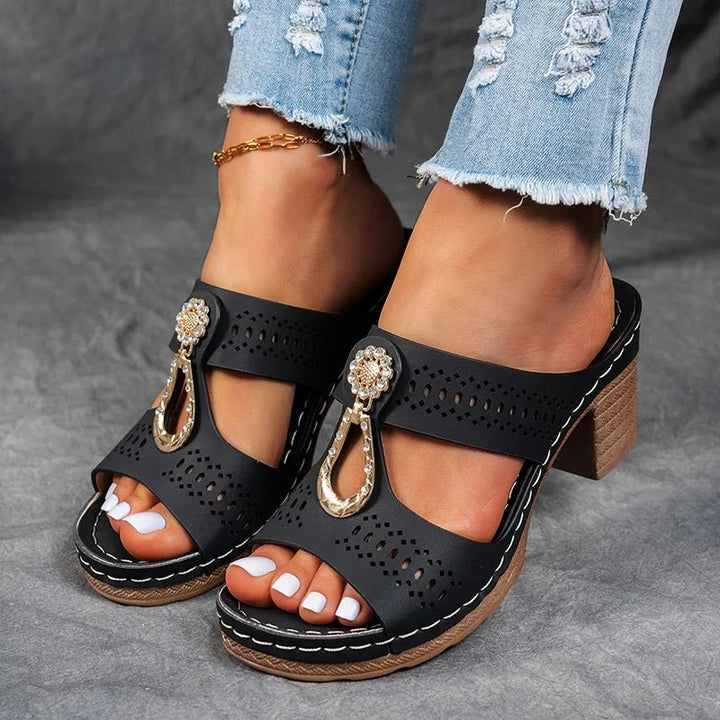 LISA | CHIC AND COMFORTABLE ORTHOPEDIC SANDALS