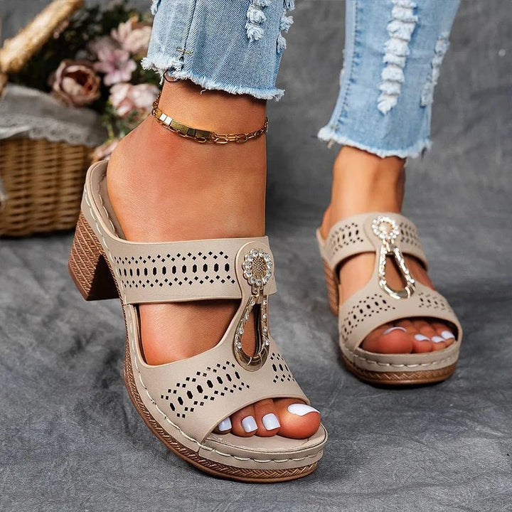 LISA | CHIC AND COMFORTABLE ORTHOPEDIC SANDALS