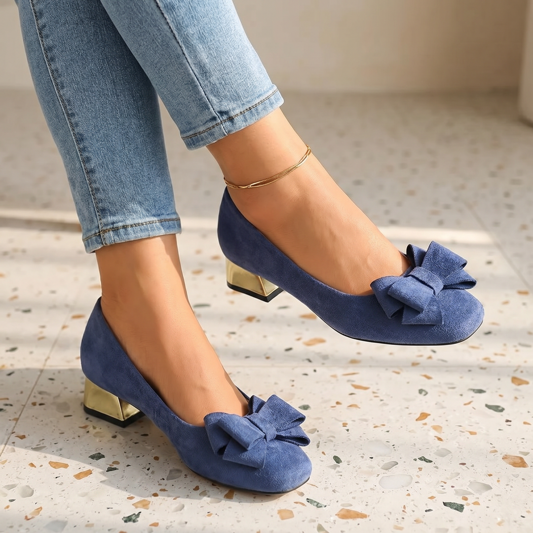 Grecia Bow Block Heel Pumps